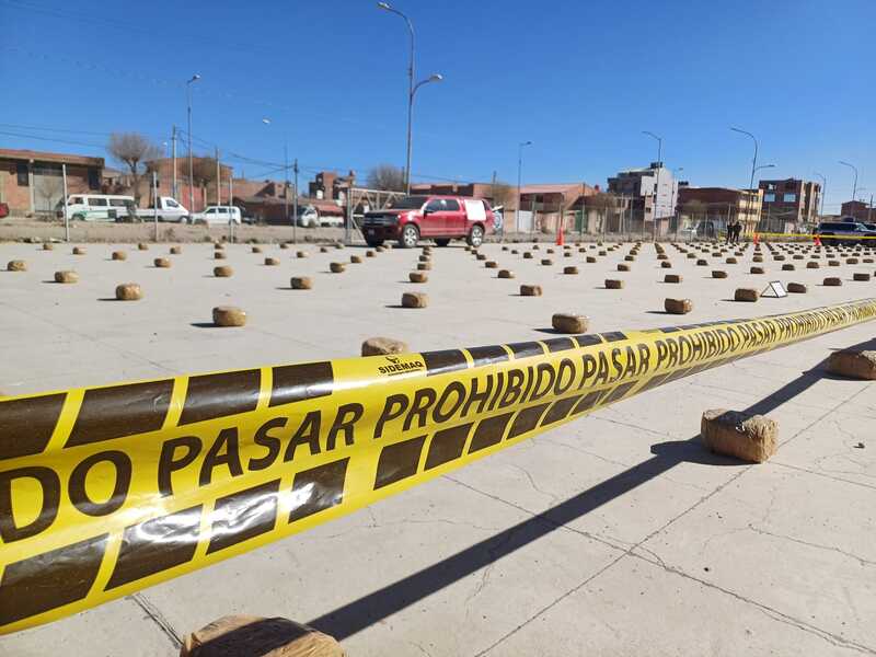 Secuestran más de 317 kilos de marihuana en la carretera Challapata-Uyuni 