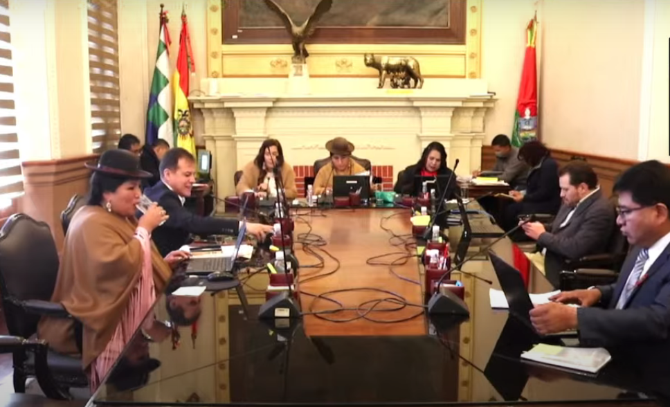 Concejo abroga decreto 034 que facilitaba la legalización de construcciones fuera de norma