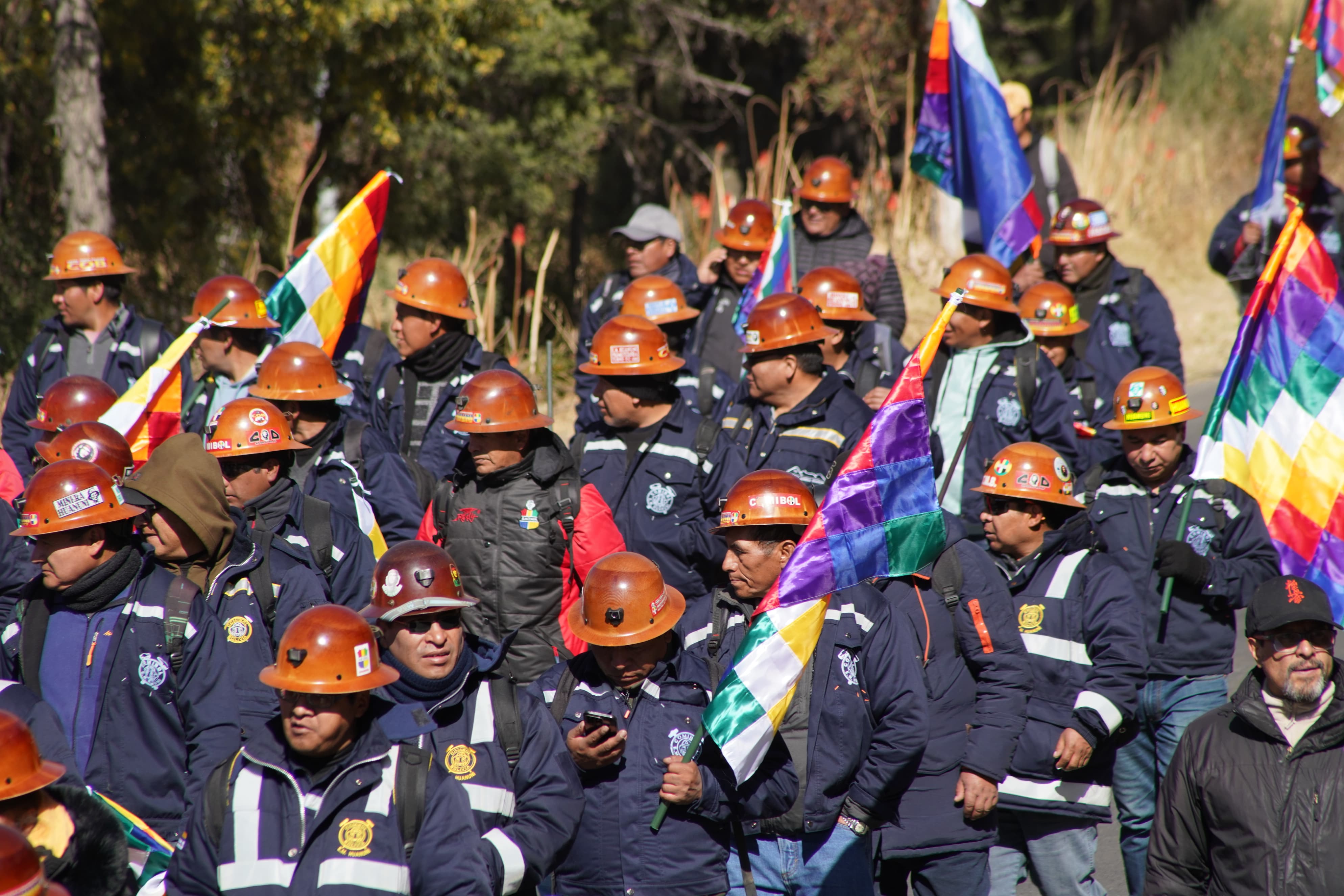 Comibol: No podemos permitir que pequeños grupos con intereses antipatrióticos quieran tomar el poder