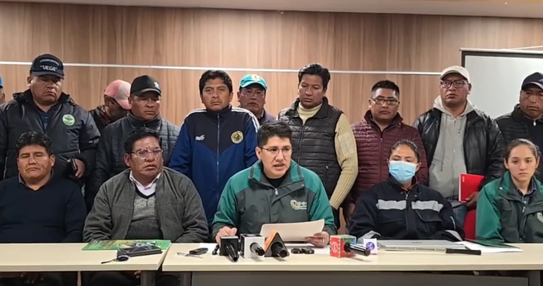 ANH logra acuerdo con trasporte de Oruro sobre provisión de diésel y se levanta el paro