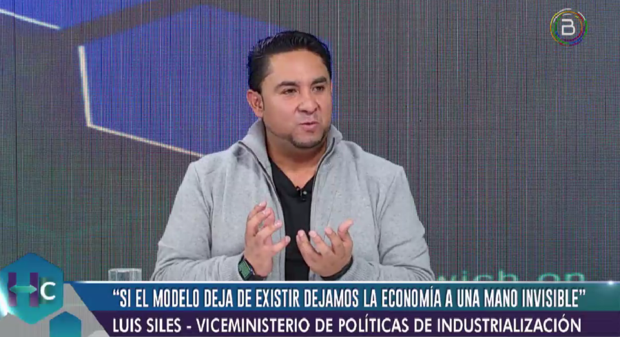 Viceministro Siles advierte que cambiar el modelo económico sería catastrófico