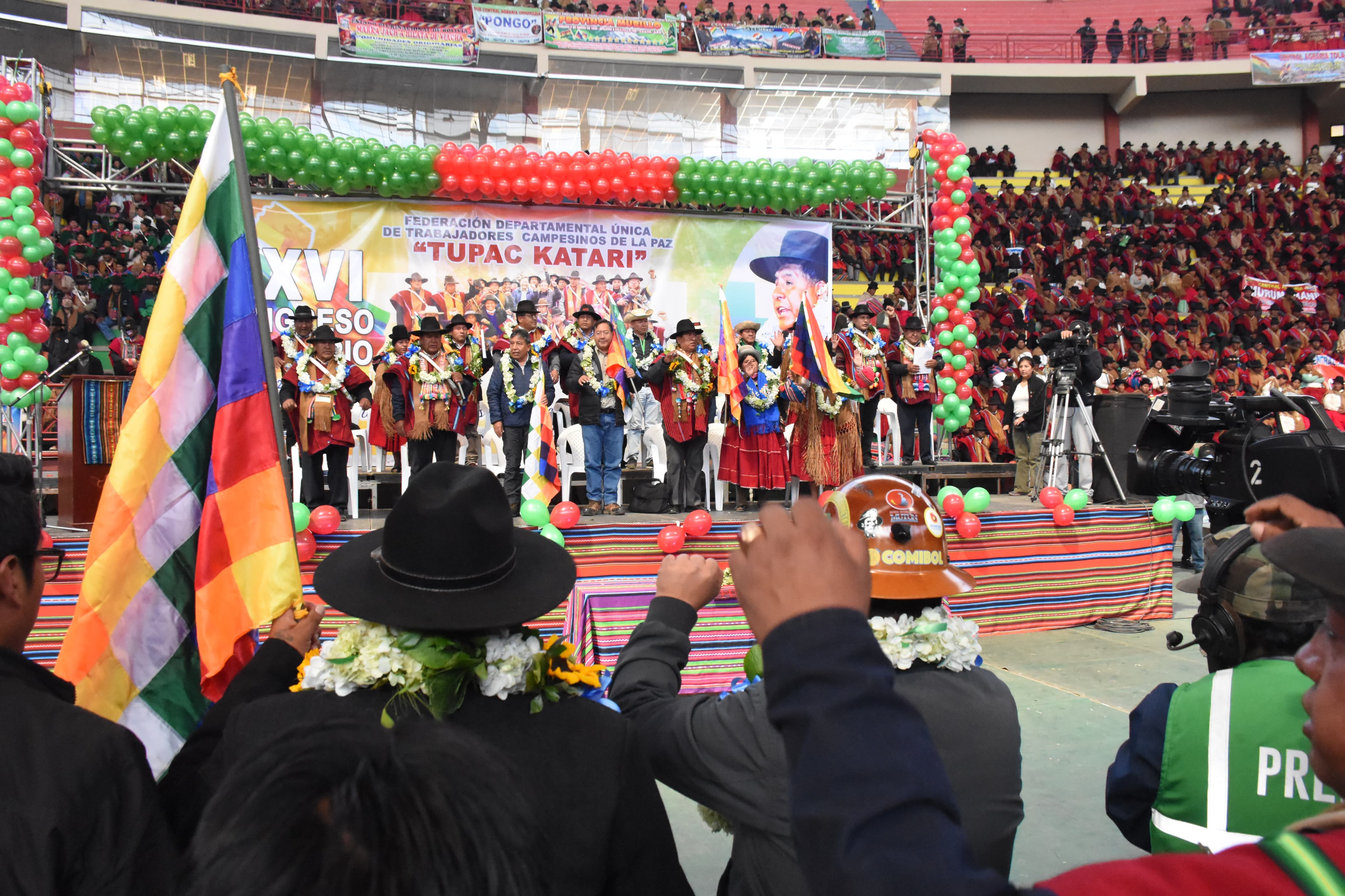 Presidente llama a las organizaciones sociales a fortalecer la unidad ante “apetitos de división y fraccionamiento” 