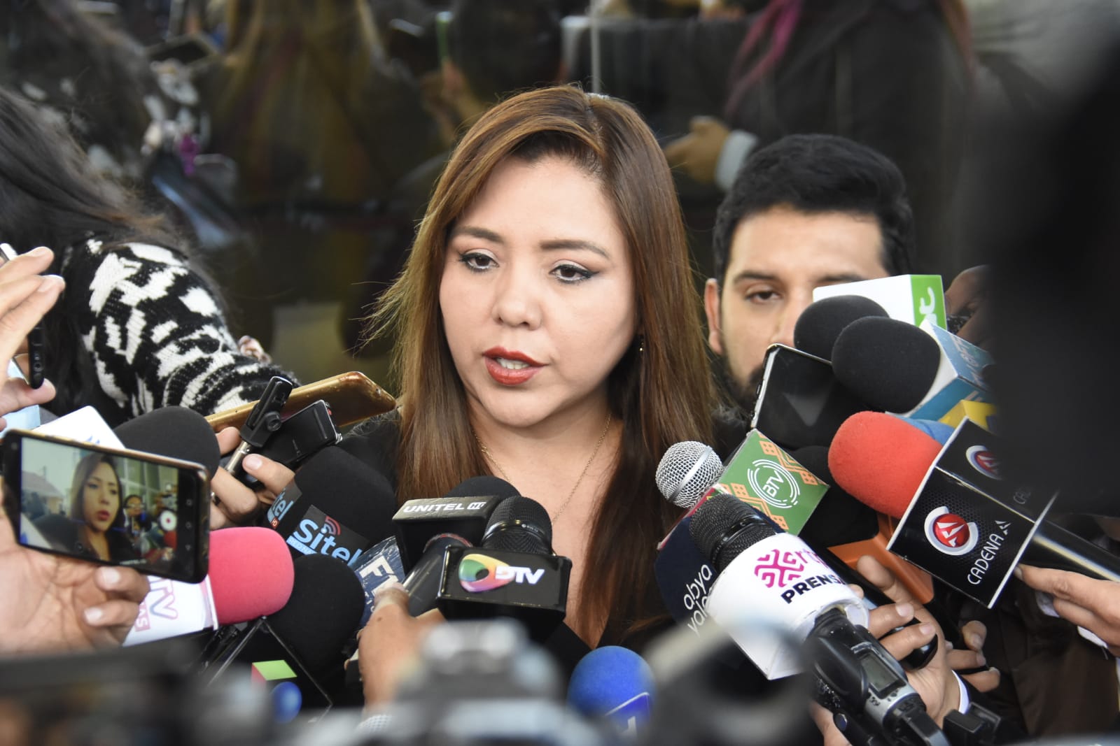 Gobierno reitera predisposición al diálogo y exhorta a dejar de lado “posiciones intransigentes” 