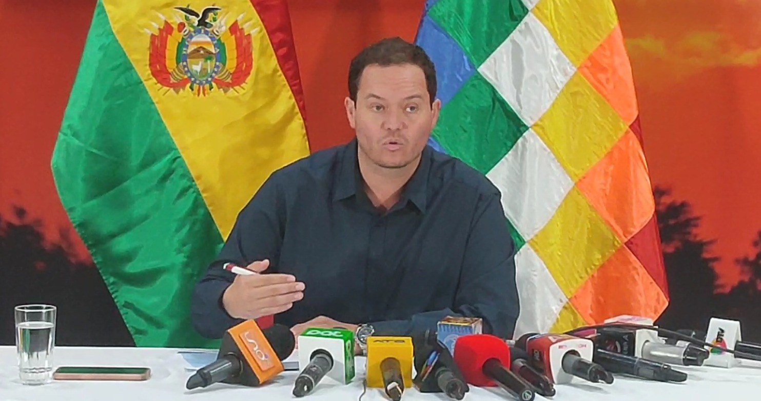 YPFB garantiza abastecimiento de carburantes y advierte de demoras en provisión de diésel por bloqueos