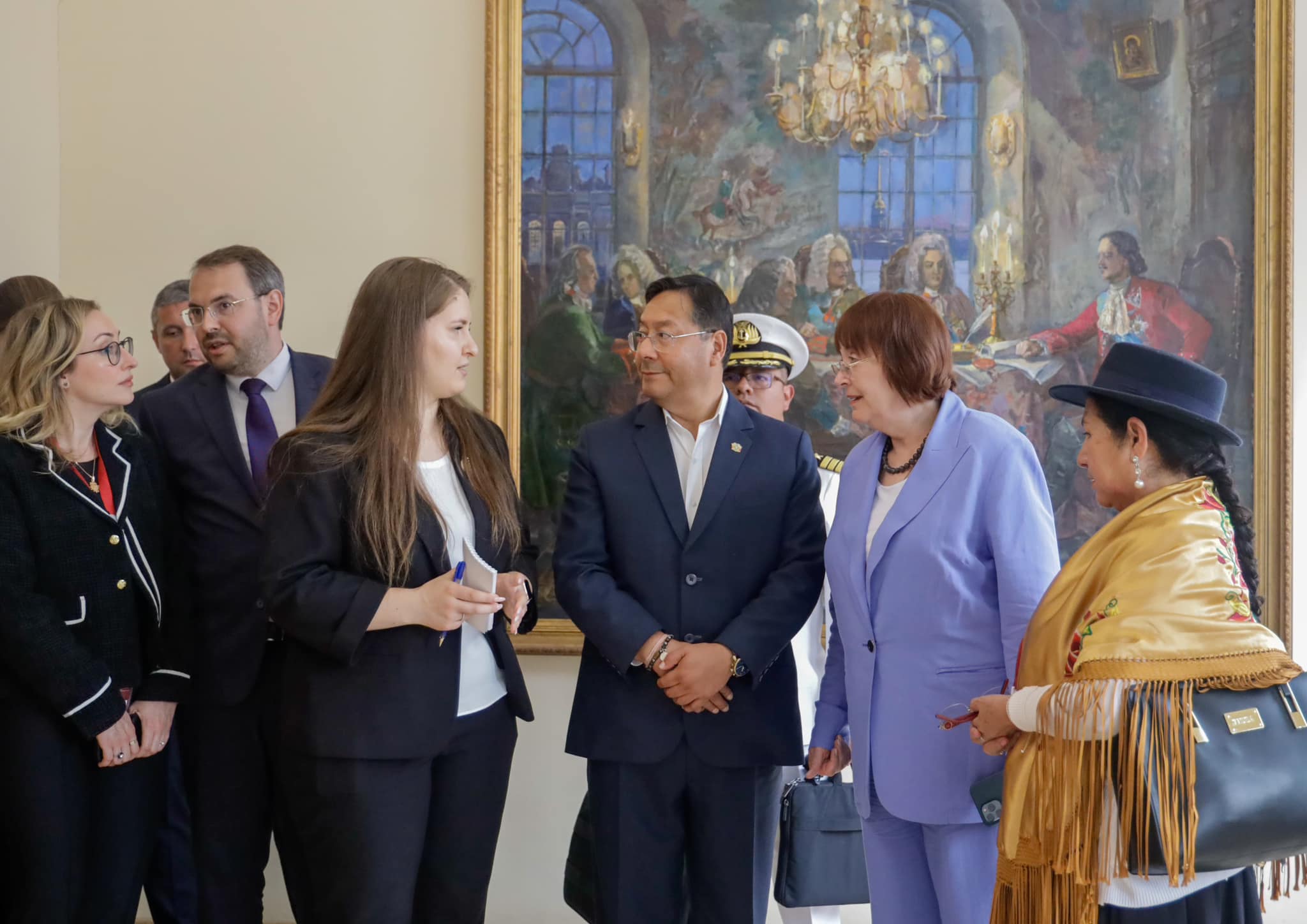 Bolivia perfila acuerdos con rusa Uranium One Group para producir baterías de litio