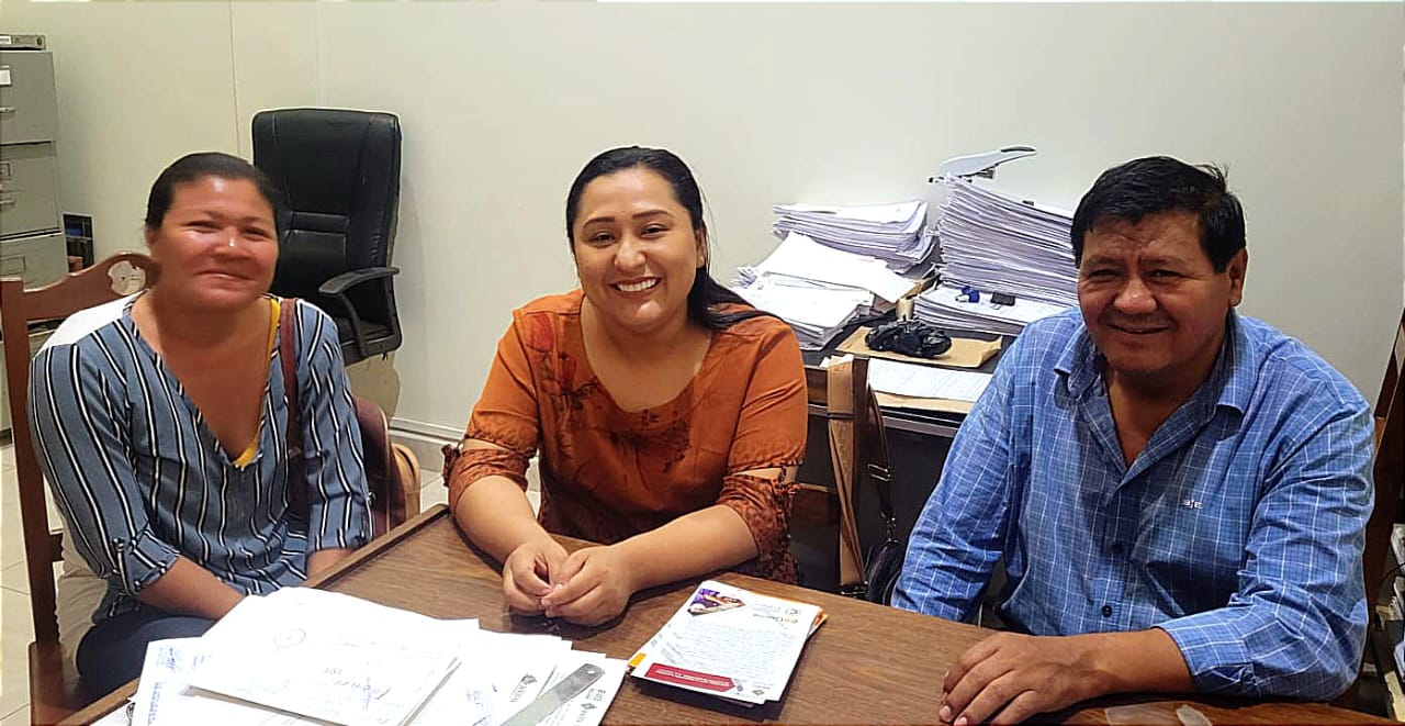 Trabajo logra que obrero constructor y trabajadora en almendra reciban beneficios sociales