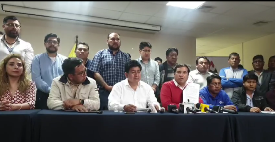 Gobierno y transporte pesado avanzan en dotación de carburantes, tema Aduana y Diprove, confirman reunión con Arce