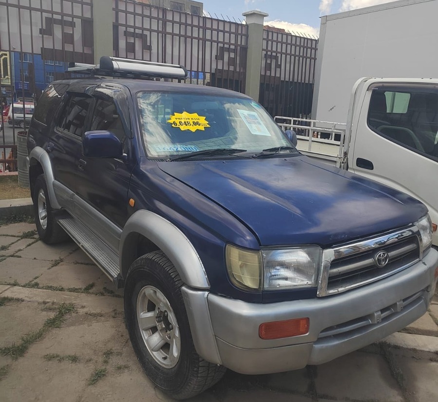 Dircabi prepara subasta de 40 vehículos y pretende recaudar más de $us 200.000