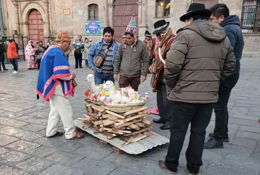 Con la ceremonia del Thaki se inicia la celebración por el Willka Kuti – Lucero del Alba 5532