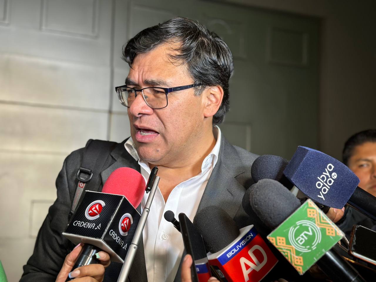 Mercado exige al TCP que “de una vez” se pronuncie sobre sesión convocada por Rodríguez para evitar susceptibilidades