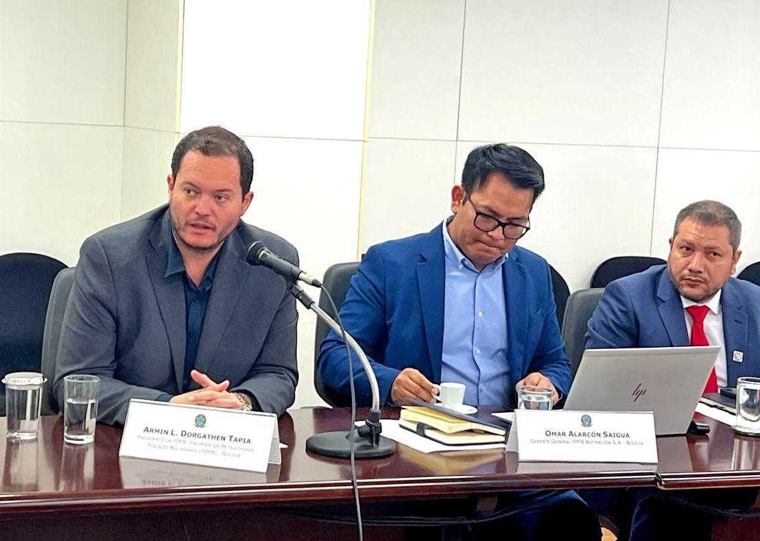 Bolivia y Brasil intercambian criterios para retomar la comercialización de fertilizantes