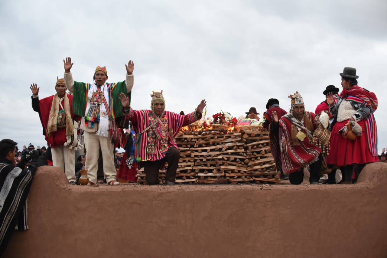 La celebración del Año Nuevo Andino en Tiwanaku. Foto: Gustavo Ticona.