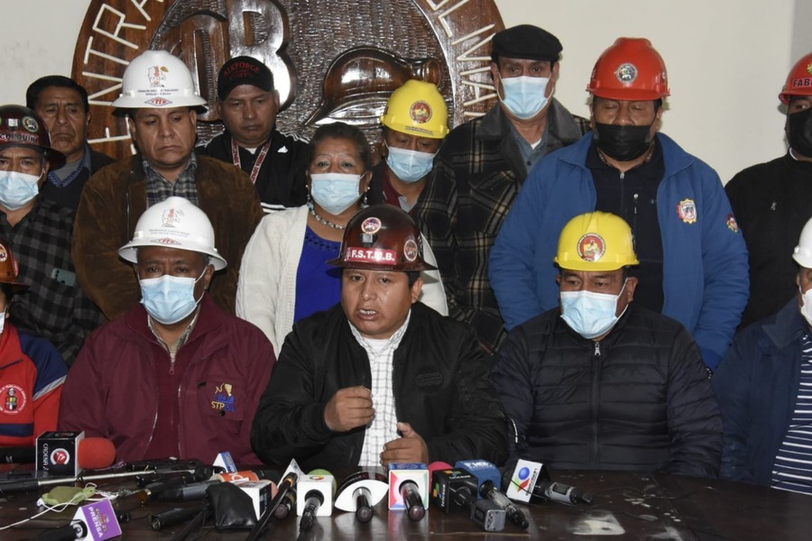 COB pide reestructuración de las Fuerzas Armadas tras golpe de Estado fallido 