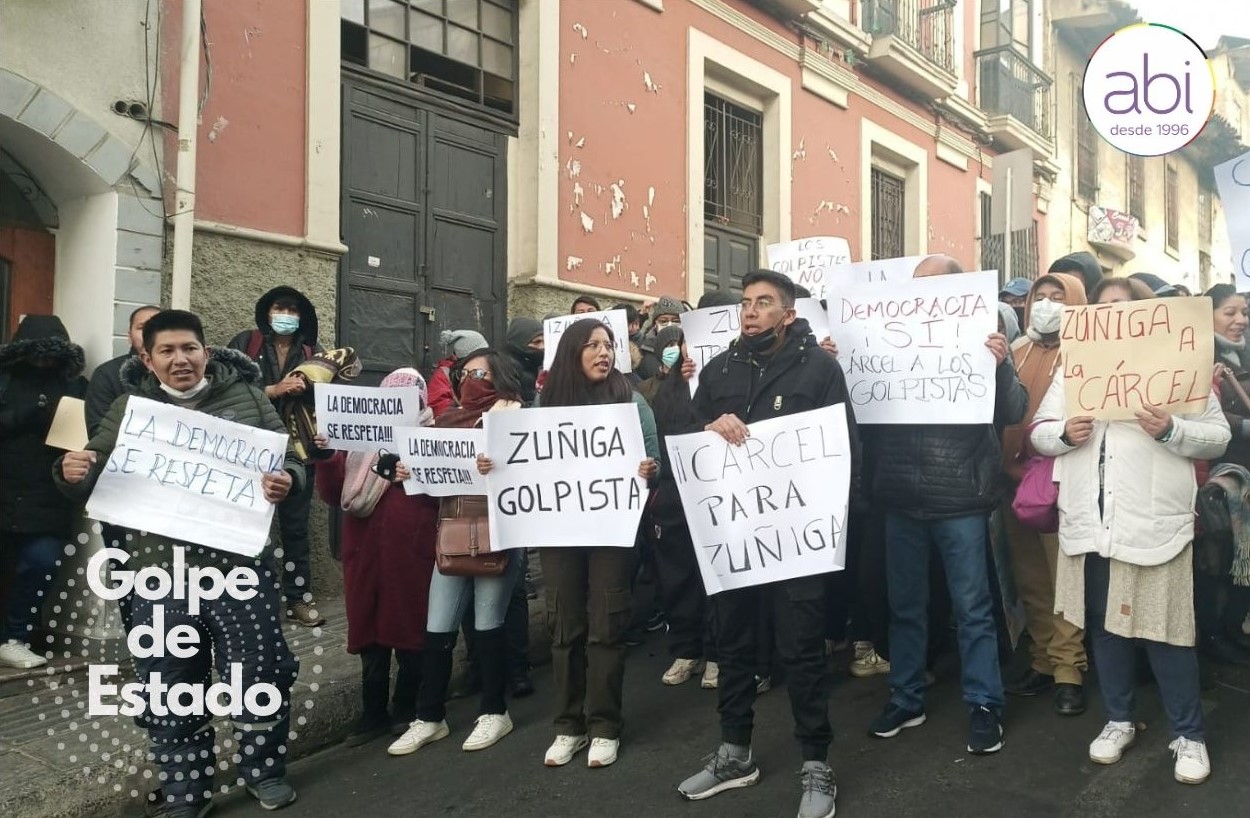 Conozca los delitos en los que habrían incurrido los exjefes militares por el golpe de Estado fallido