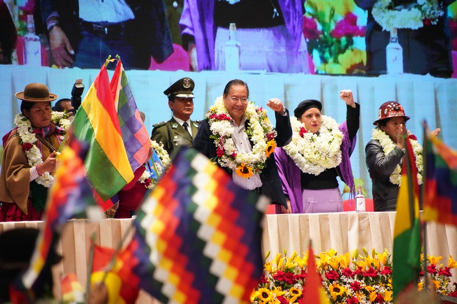 Presidente destaca que el índice de titulación de mujeres en universidades subió a un histórico 23,5%