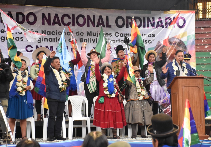 Presidente denuncia que existe una arremetida para dividir a las organizaciones sociales