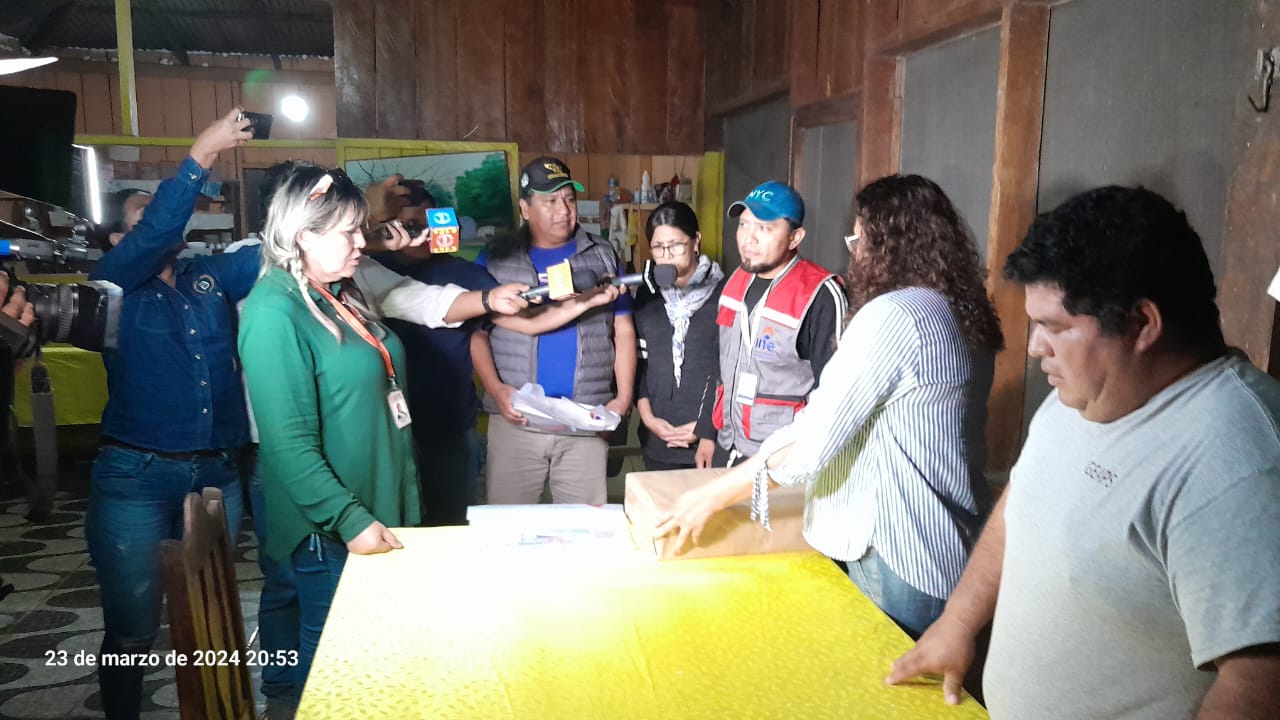 Piso Firme recibe material censal para encarar el Censo este domingo