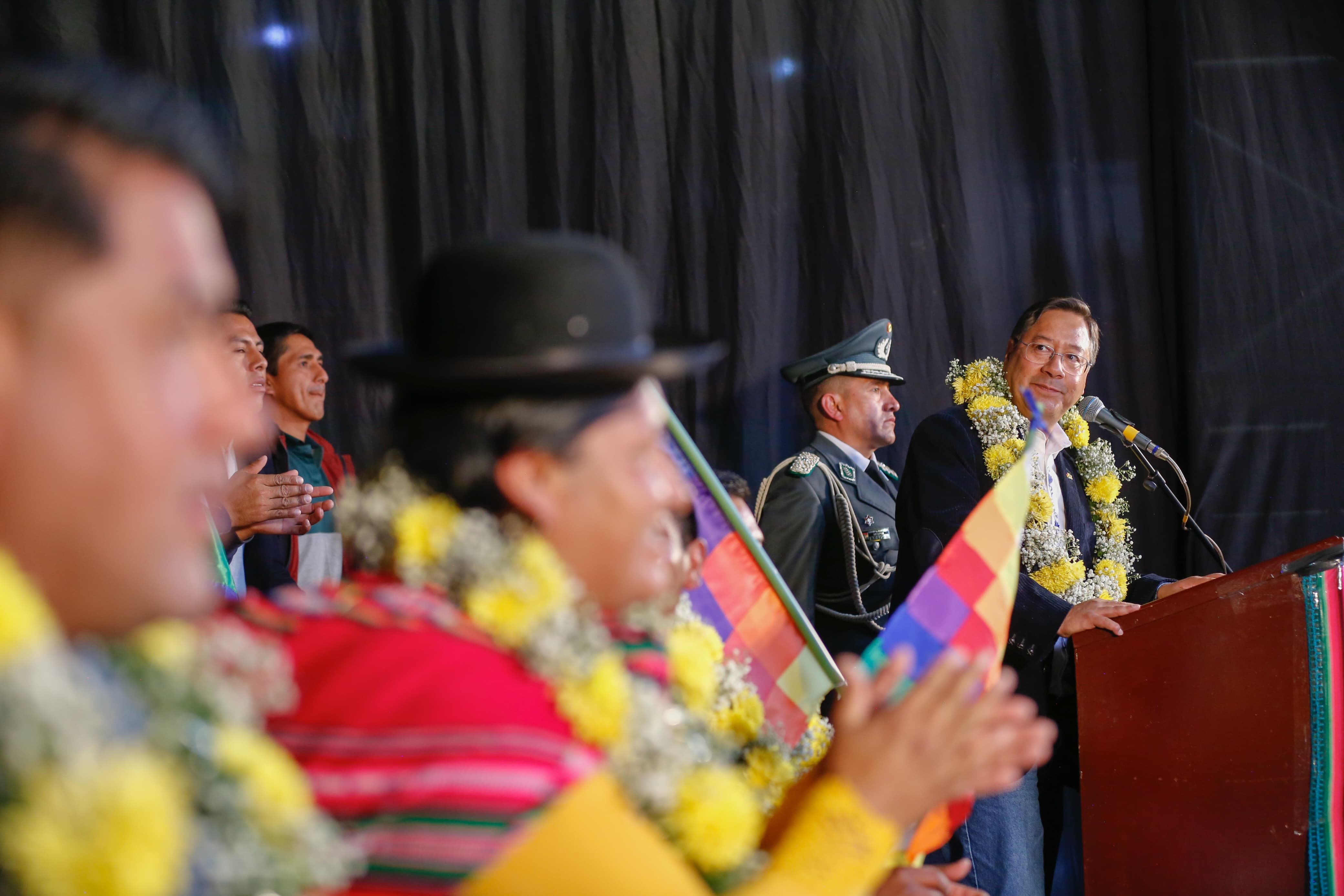 Arce llama a la unidad en inauguración del congreso de la Cofecay 