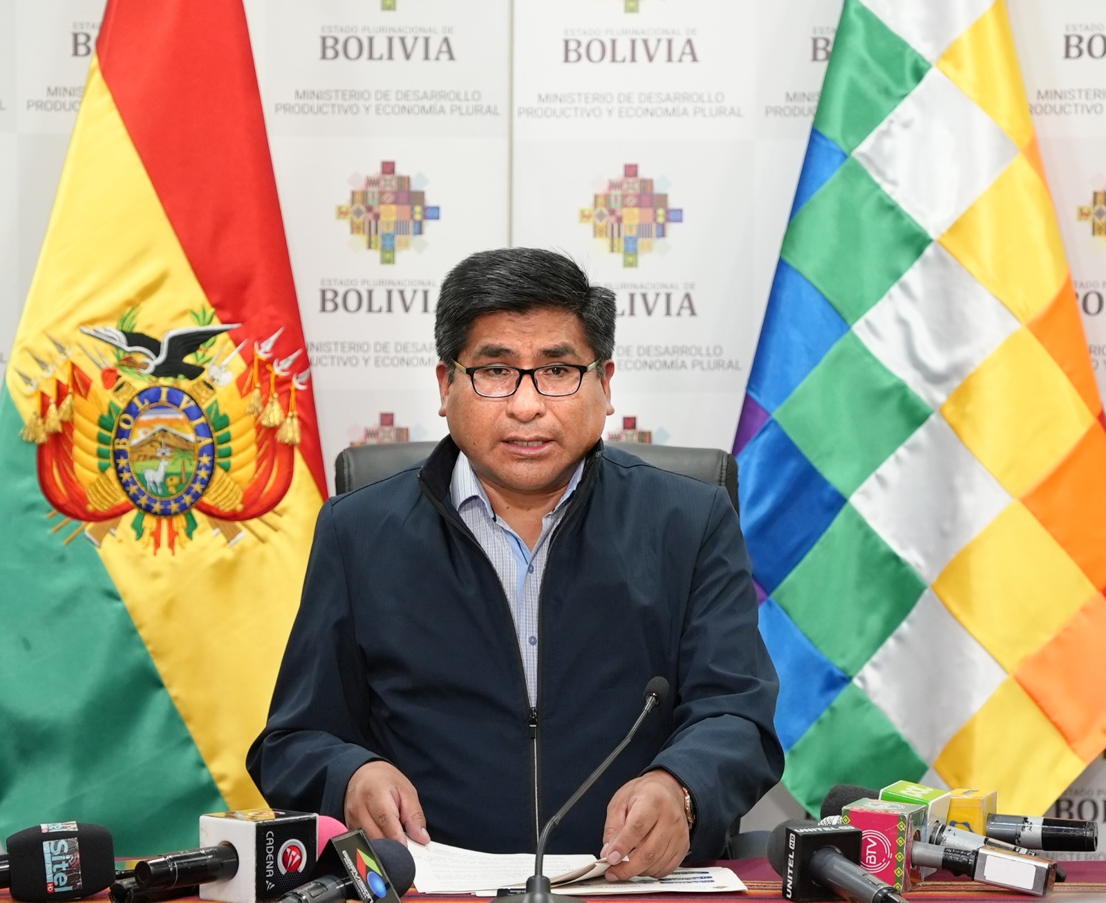 Con Bs 1.350 millones de capital, SIBOLIVIA amplía línea de crédito a productores de especies oleíferas para abastecer a la planta de biodiésel