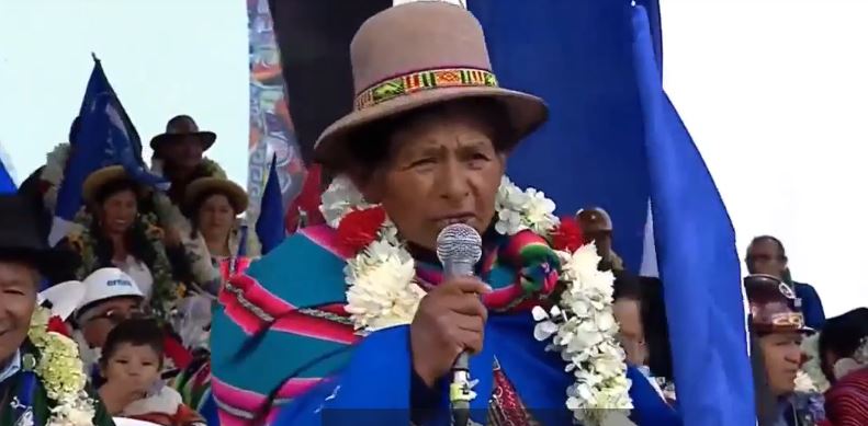 Fundadora de las “Bartolinas” llama a la unidad para industrializar los recursos naturales