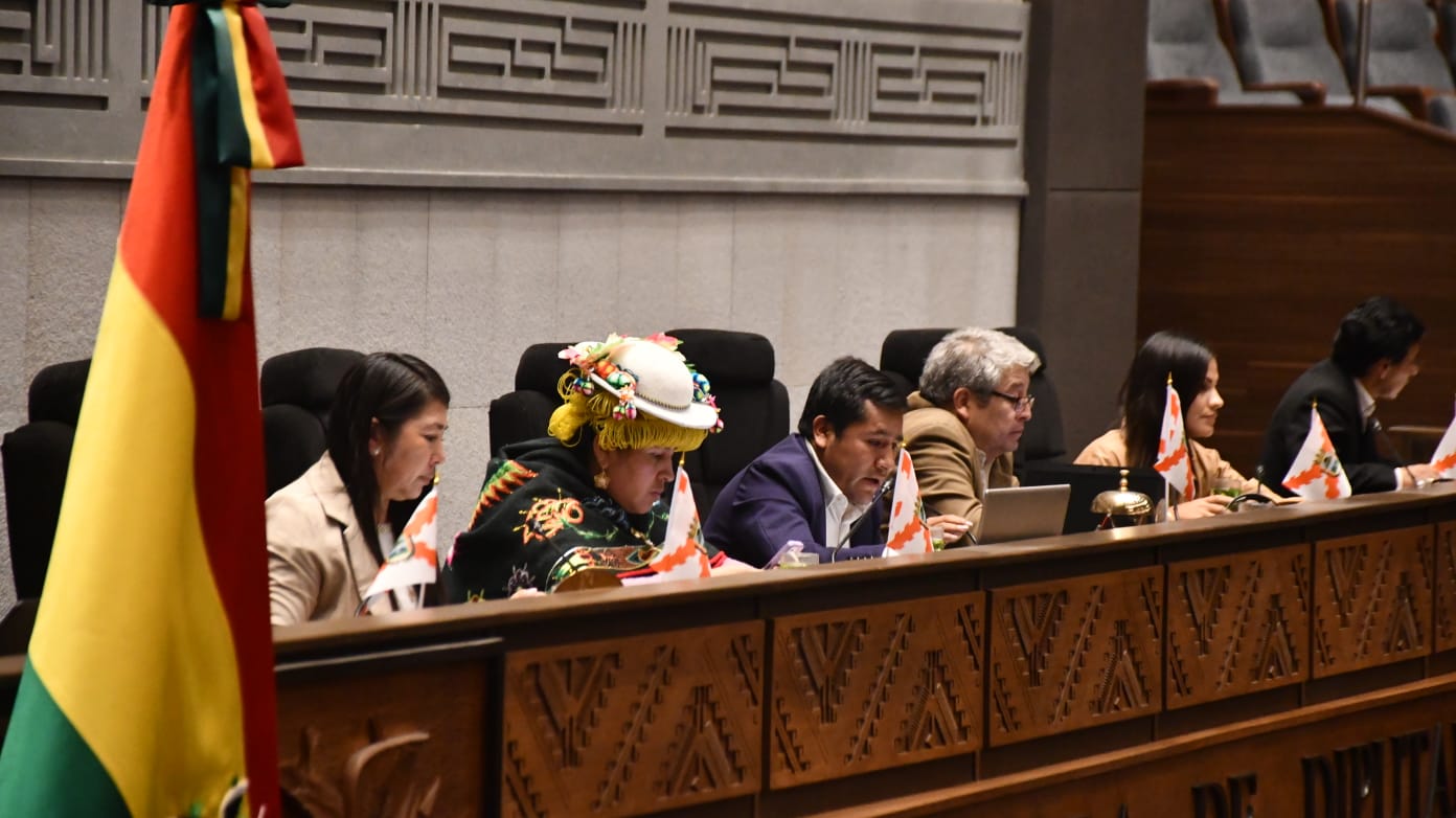 “Evistas” y opositores en Diputados vuelven a bloquear ingreso de Bolivia al Mercosur y crédito de $us 43 millones para Sucre