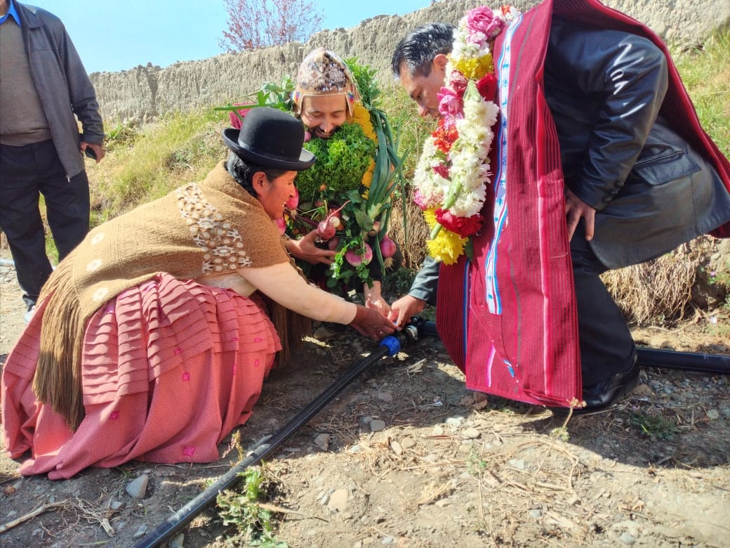 Gobierno invierte más de Bs 1,5 millones en ocho proyectos agrícolas en Achocalla