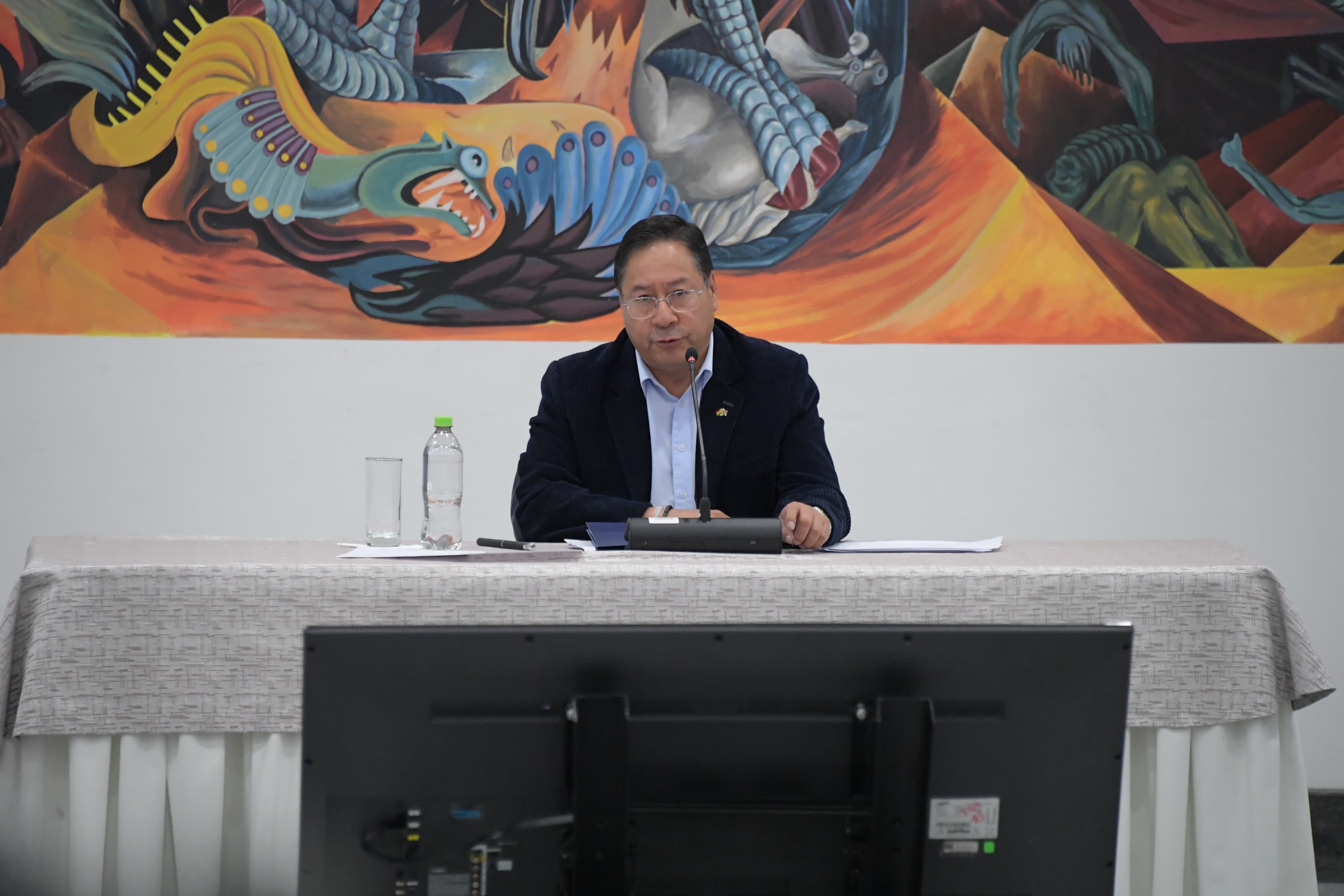 Modelo económico boliviano hace frente a la crisis internacional, genera empleo, crecimiento y baja inflación