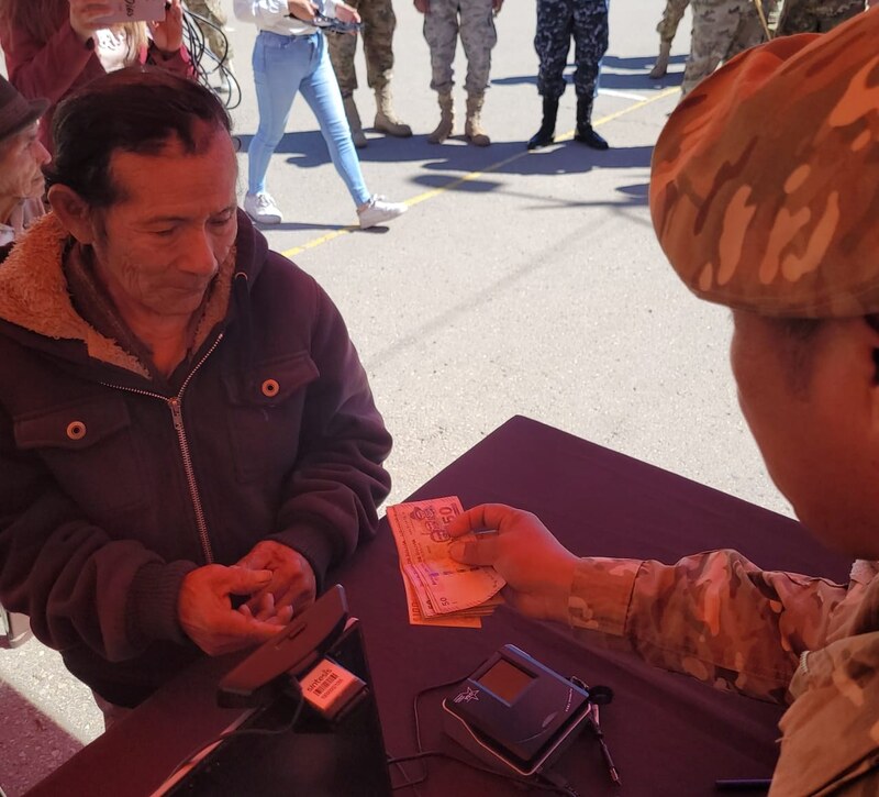Fuerzas Armadas activan 158 puntos en el área rural para el pago de la Renta Dignidad