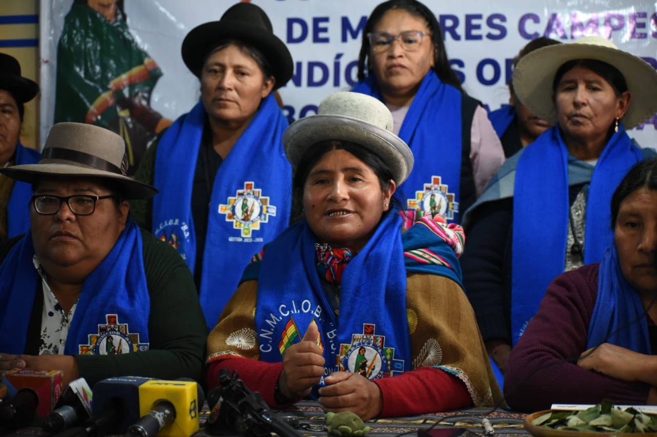 Bartolinas anuncian proceso contra “evistas” por falsificar sellos y documentos para organizar un congreso “trucho”