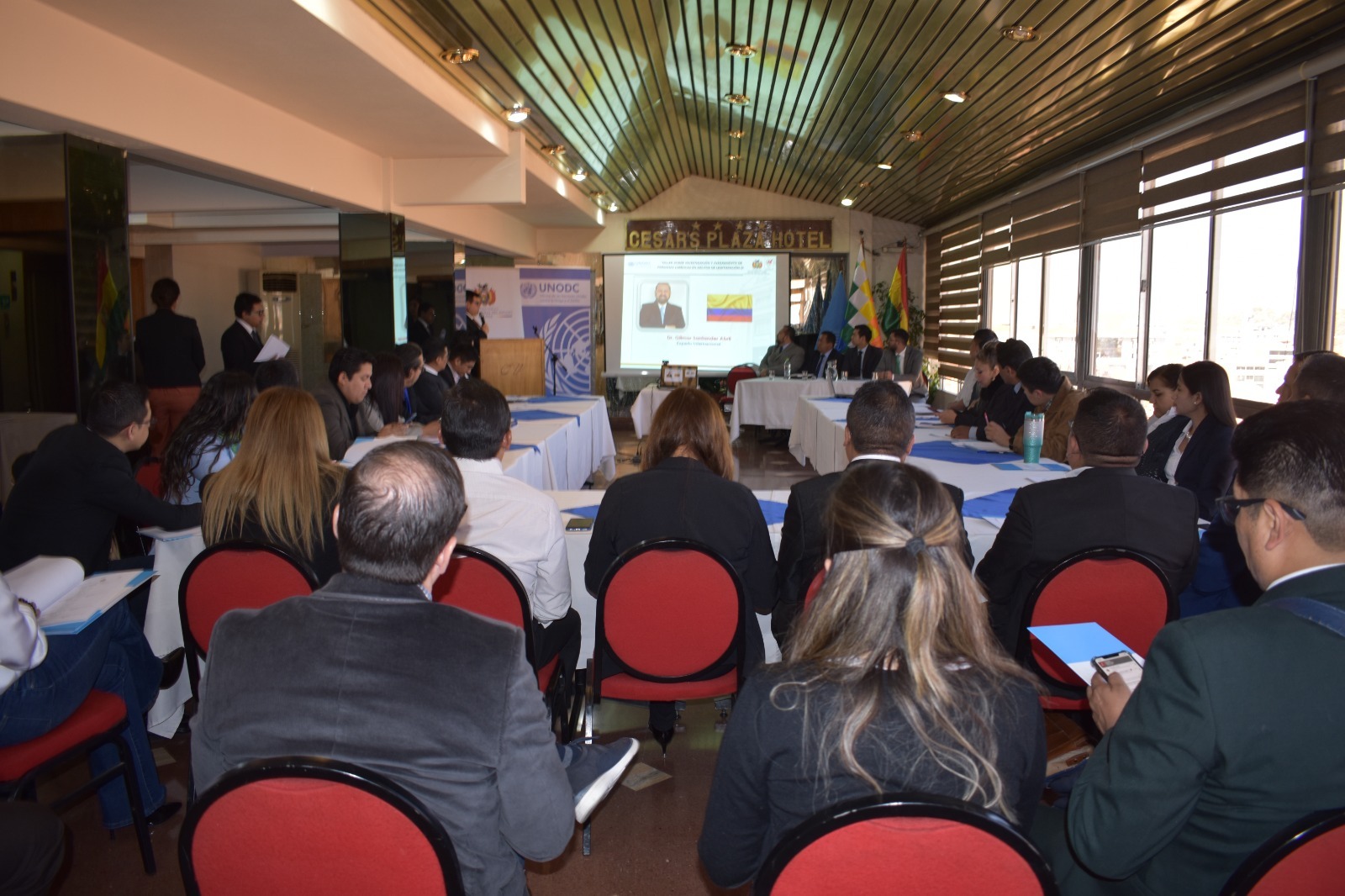 Jueces, fiscales y policías se especializan en persecución penal de personas jurídicas implicadas en legitimación de ganancias ilícitas