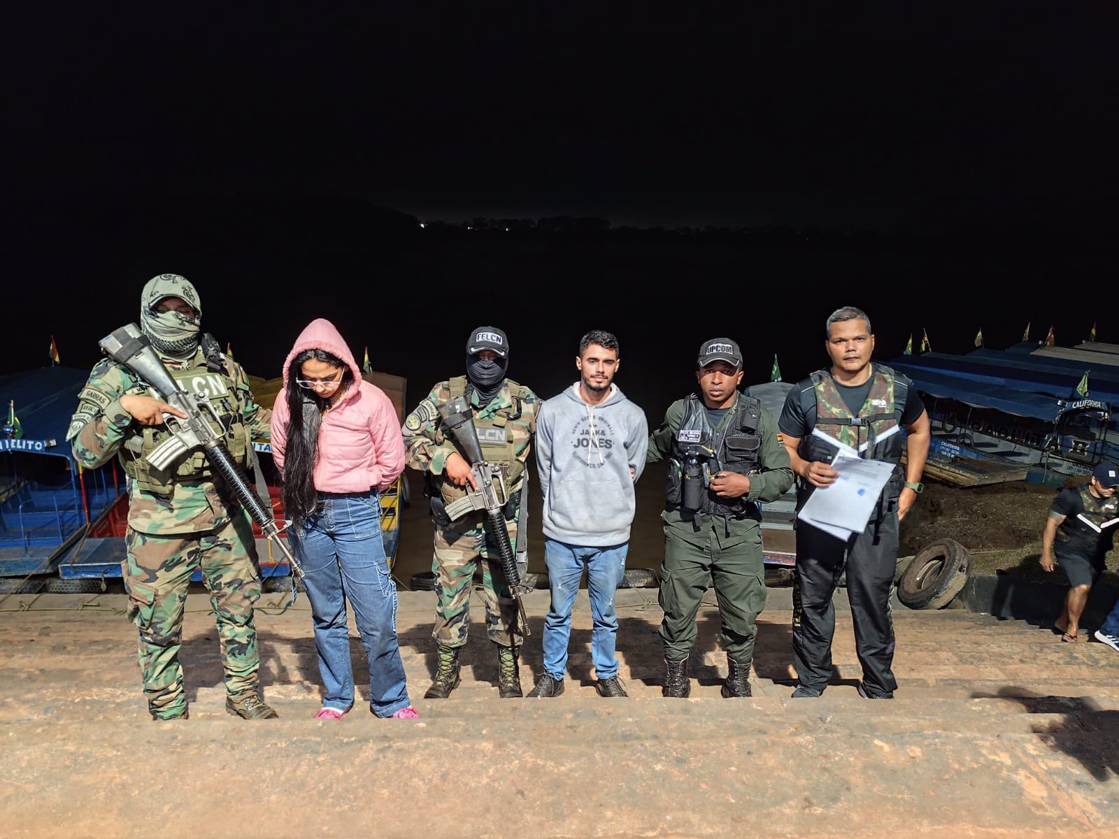 Dos brasileños buscados en su país fueron capturados y llevados a la frontera para su entrega