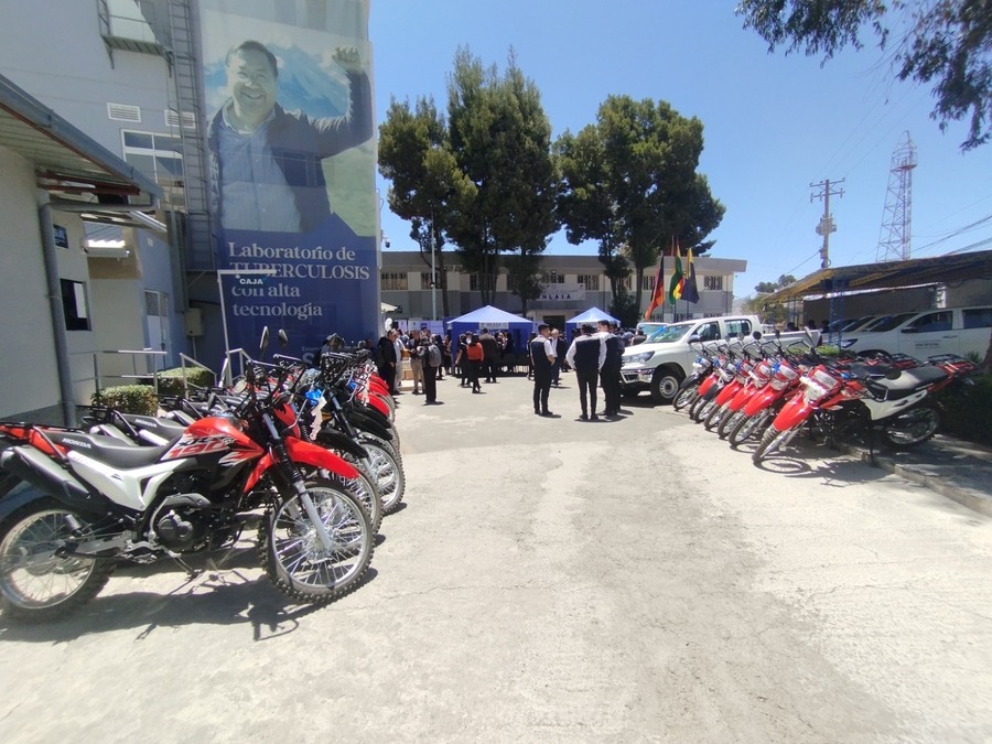 Entregan equipamiento e infraestructura por Bs 15,7 millones para luchar contra la alaria y la tuberculosis 