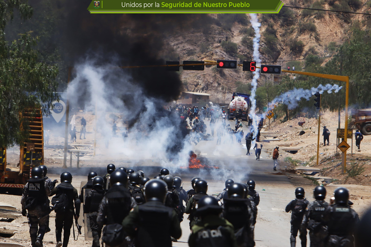 Arce asegura que continuará operativo para liberar a Cochabamba y reitera que no habrá diálogo con bloqueo