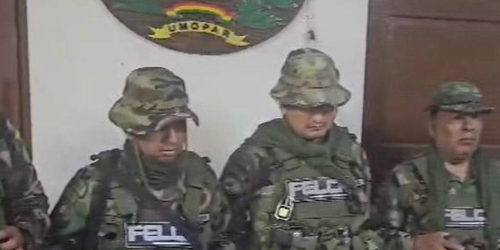 Rescatan a efectivos de Umopar que fueron retenidos por evistas en Puerto Villaroel