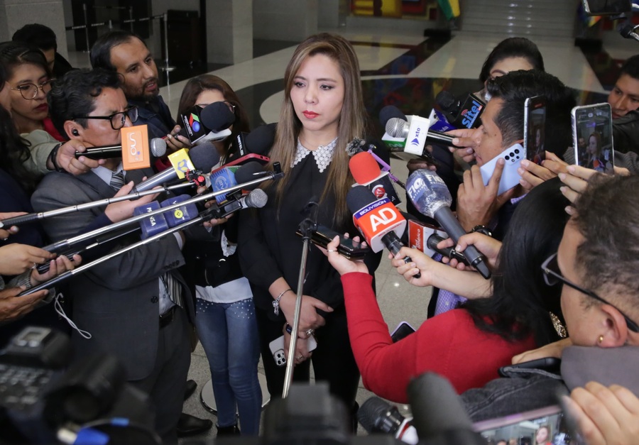 Desbloqueo de carreteras continuará de manera pacífica para liberar a Cochabamba de 22 días de secuestro 