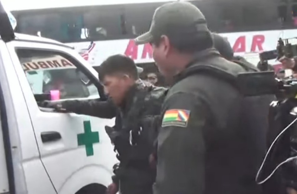 Hallan al segundo policía que desapareció en desbloqueo de la vía que une a Cochabamba con el occidente