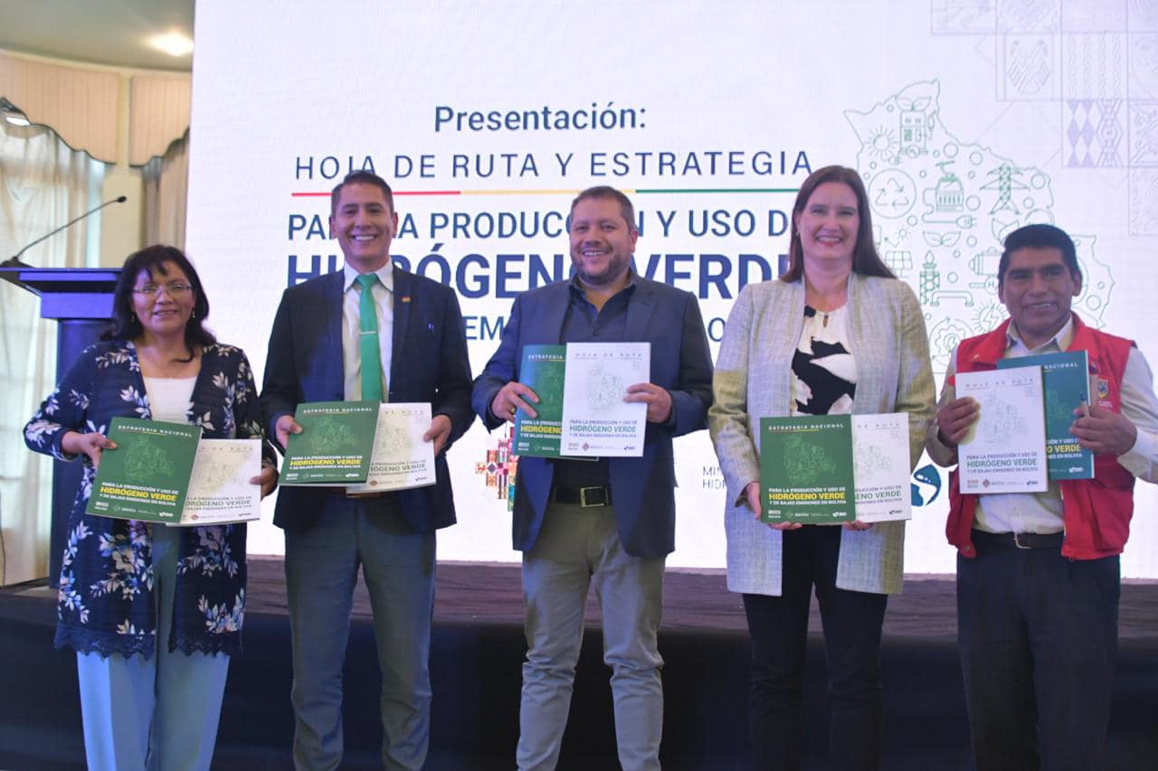 Gobierno presenta en Oruro la hoja de ruta y estrategia para el desarrollo del hidrógeno verde