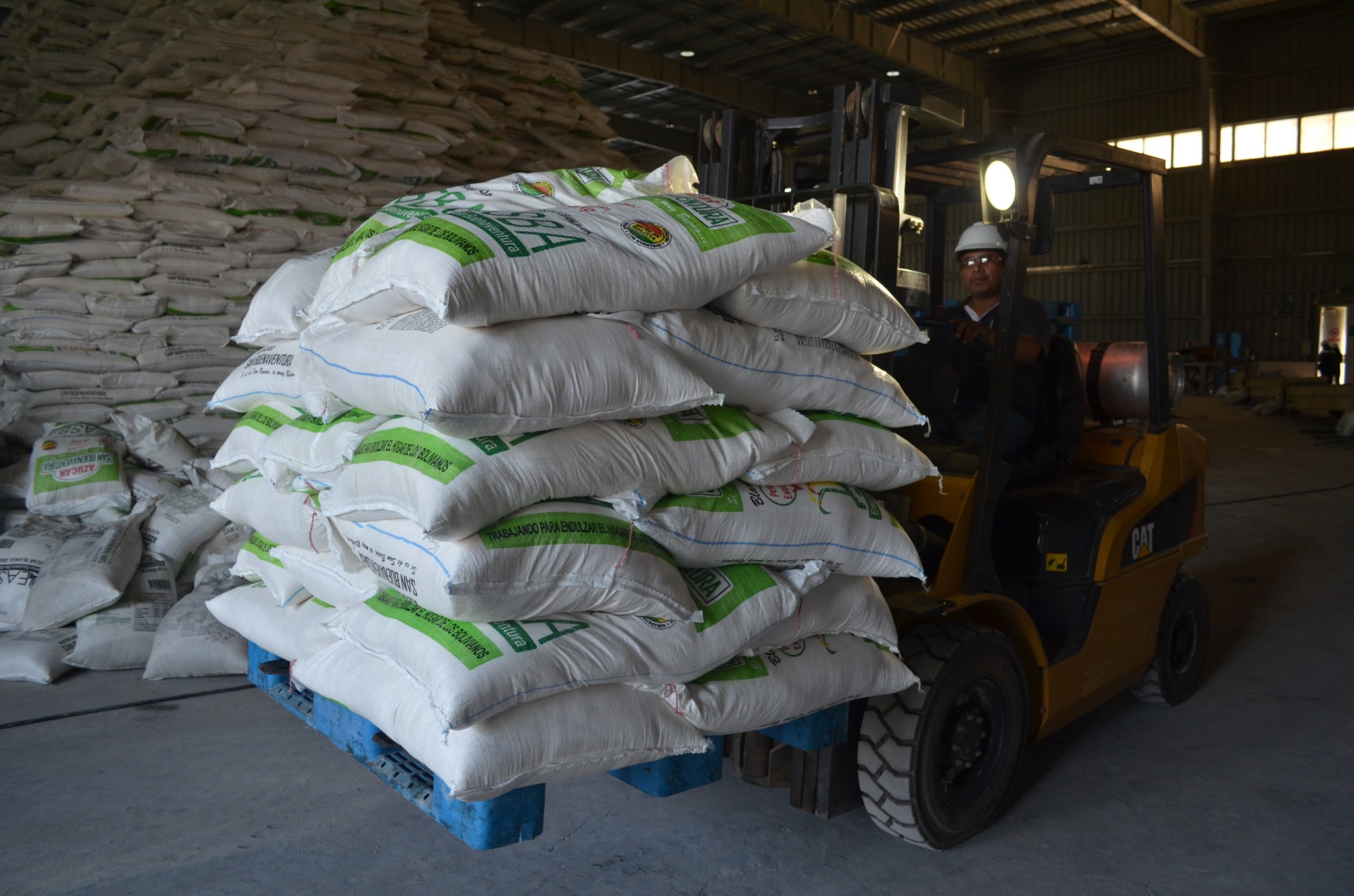 Easba supera proyecciones, produjo 290.000 quintales de azúcar y 1,9 millones de litros de alcohol