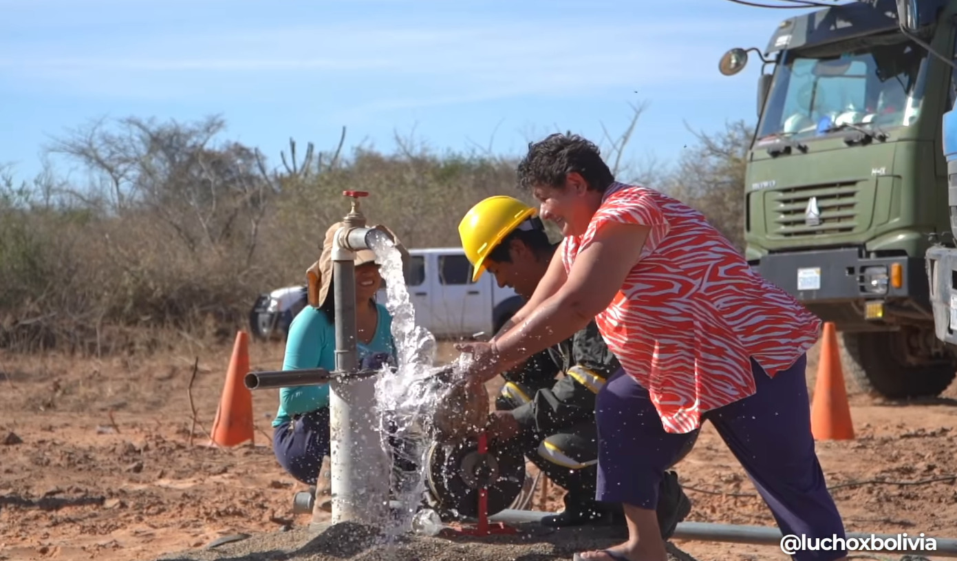 Cobertura de acceso al agua llega a un 88% a octubre con más de Bs 1.292 millones de inversión