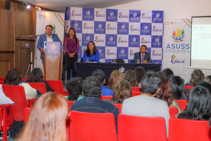 ersonal de salud de Seguridad Social fortalece sus capacidades en control de infecciones