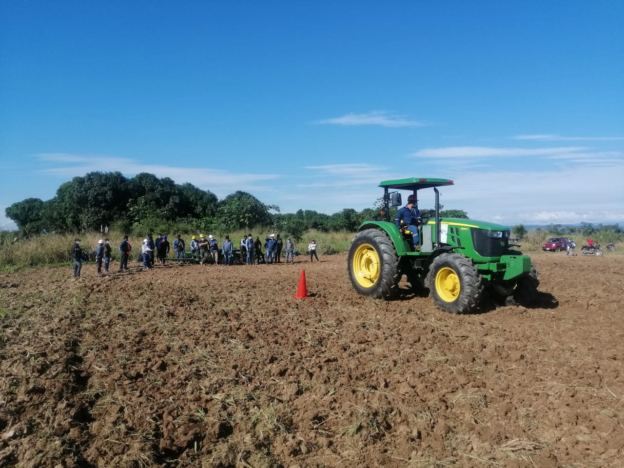 Viacha es sede de la III versión de la feria sobre tecnología para la producción agropecuaria