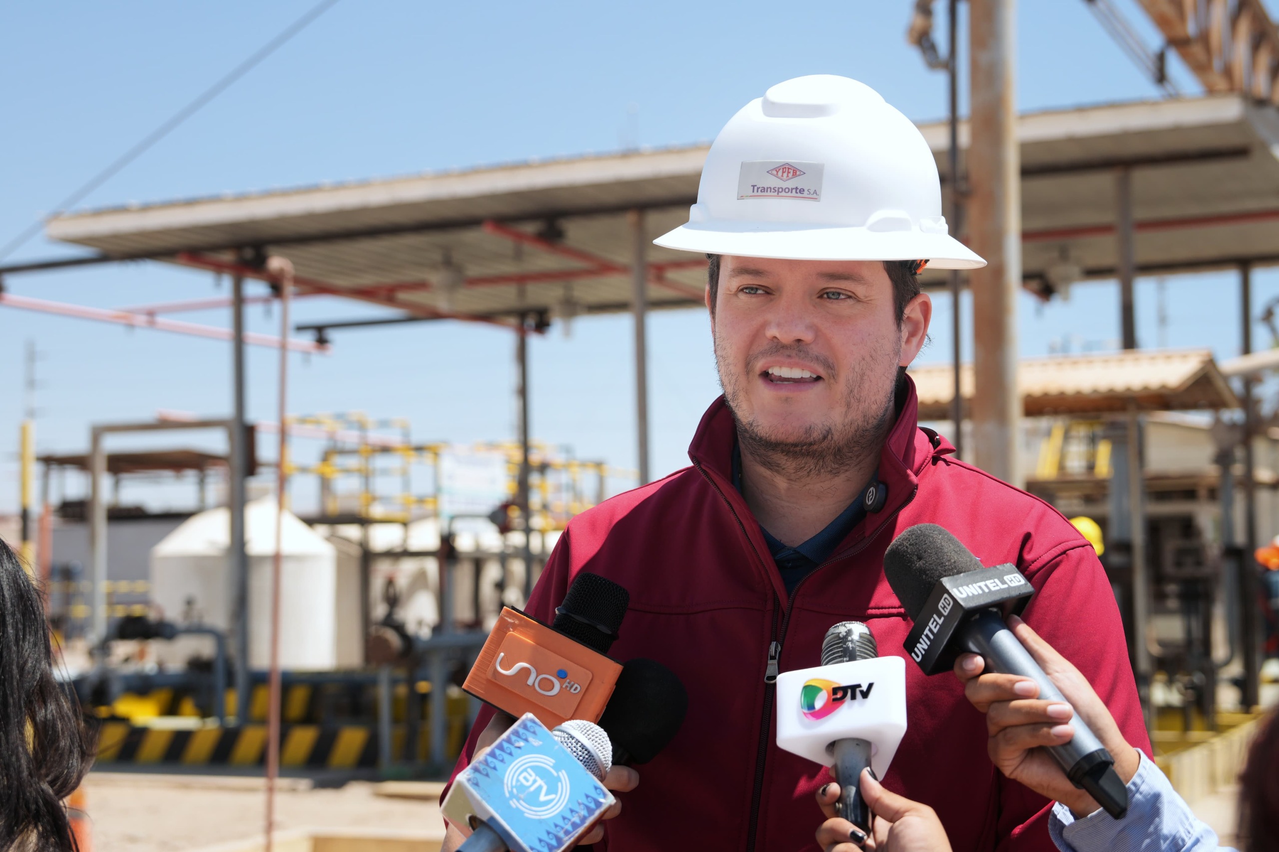 Incrementan despachos de combustible desde Arica y el lunes se descarga el diésel