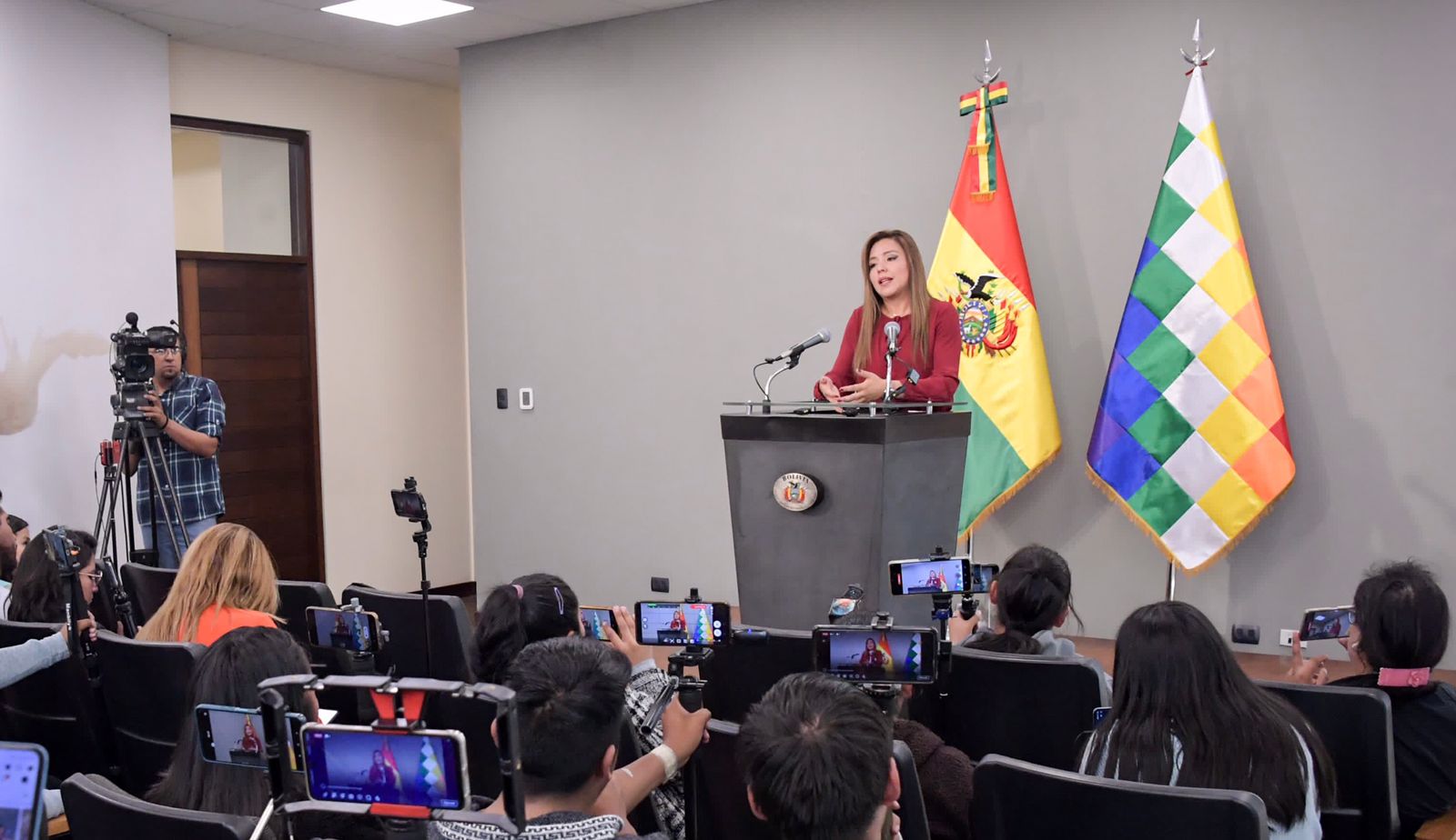 Gobierno reafirma acciones inmediatas contra incendios para precautelar la vida y la fauna