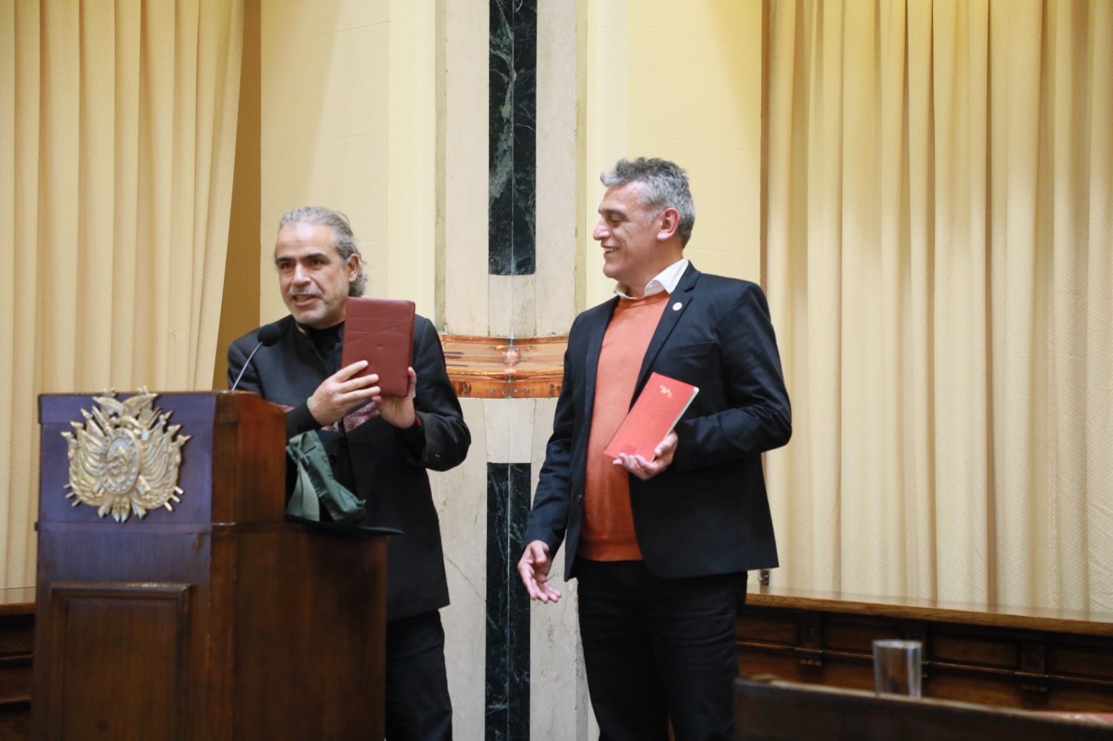 Presentan el libro “Mundo Che” en conmemoración al 57 aniversario de la presencia de Guevara en Bolivia