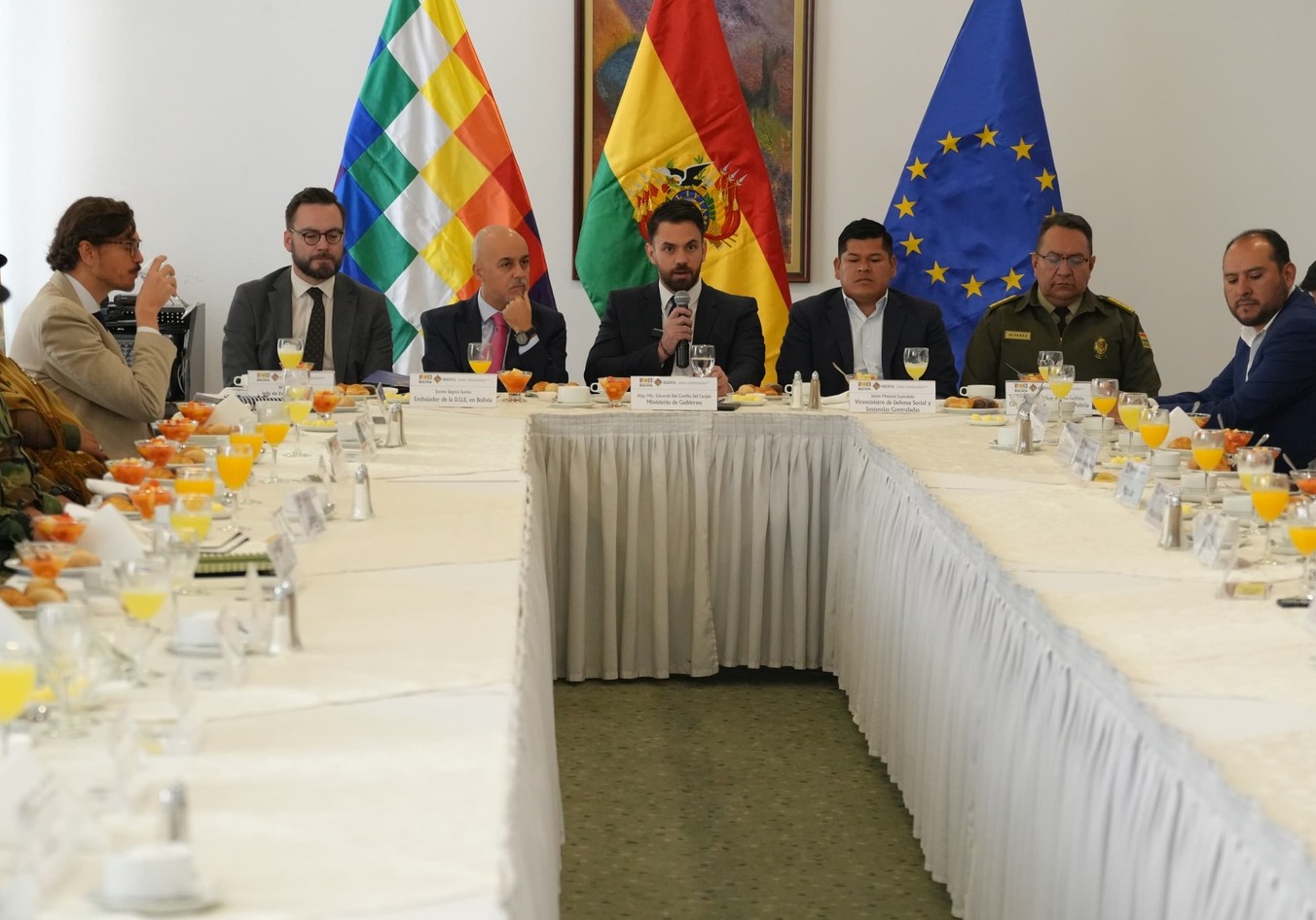 Bolivia y la UE afianzan cooperación para luchar contra el narcotráfico y el crimen organizado