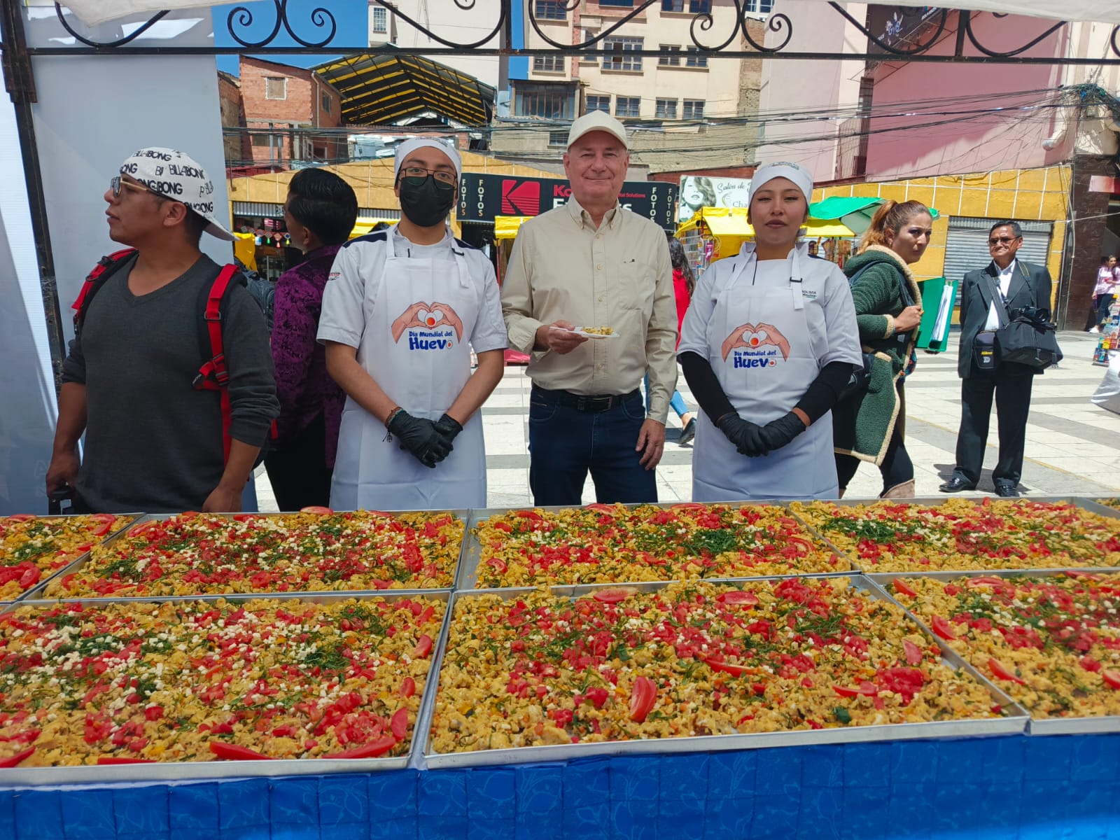 El huevo es el único alimento completo en nutrientes y en Bolivia el consumo es bajo