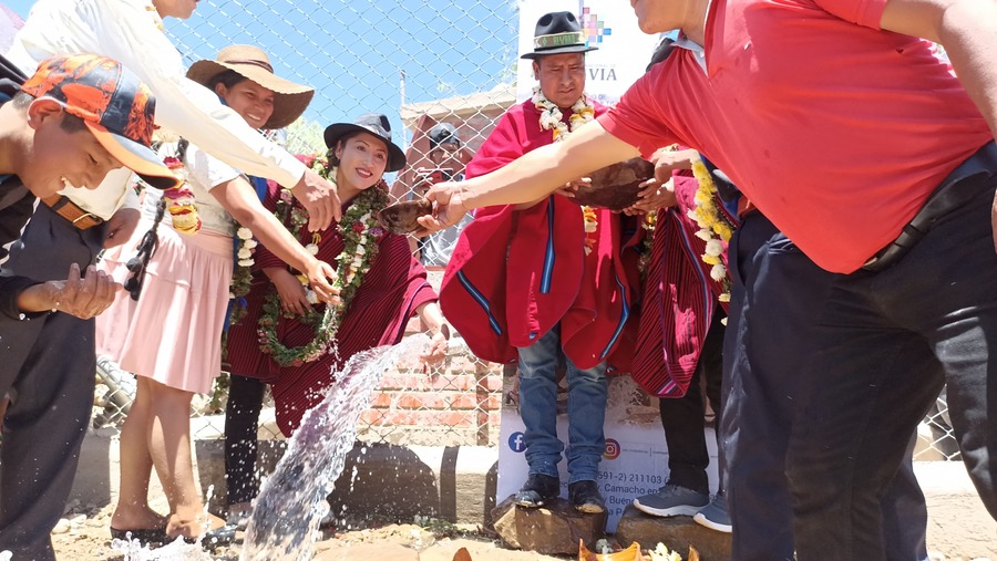 Cuatro sistemas de agua fortalecen la actividad agropecuaria en dos municipios de Cochabamba