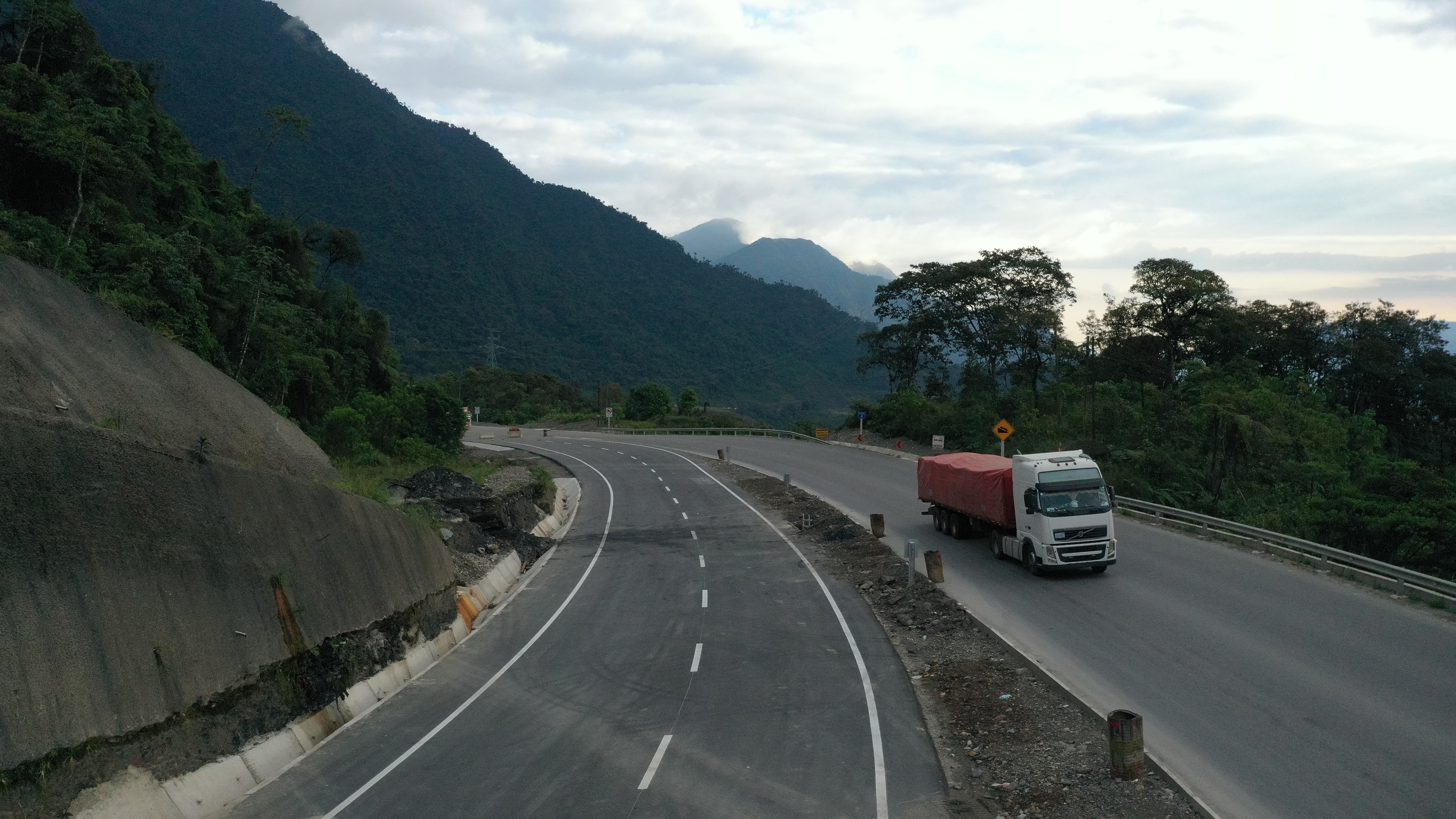 Doble vía El Sillar será entregada de manera definitiva hasta julio de 2025