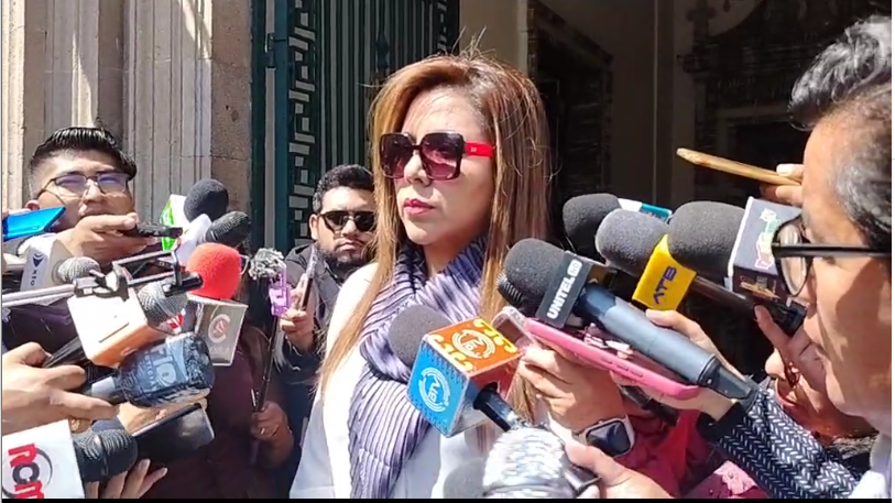 Alcón: Bloqueo de evistas tiene fines políticos y busca la “impunidad” de Evo Morales 