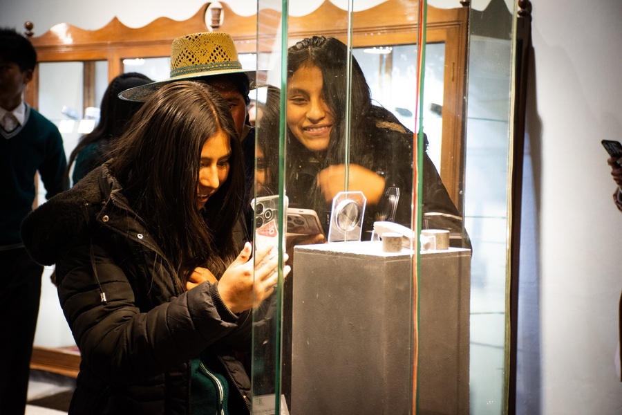 Inauguran muestra numismática sobre las primeras monedas de la República